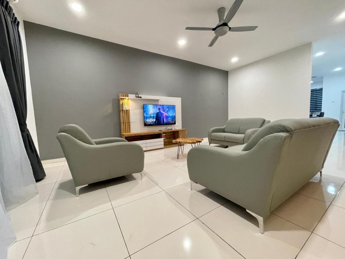 Langkawi Cozy Holiday Home At Taman Simfoni By Zervin Kuah Dış mekan fotoğraf